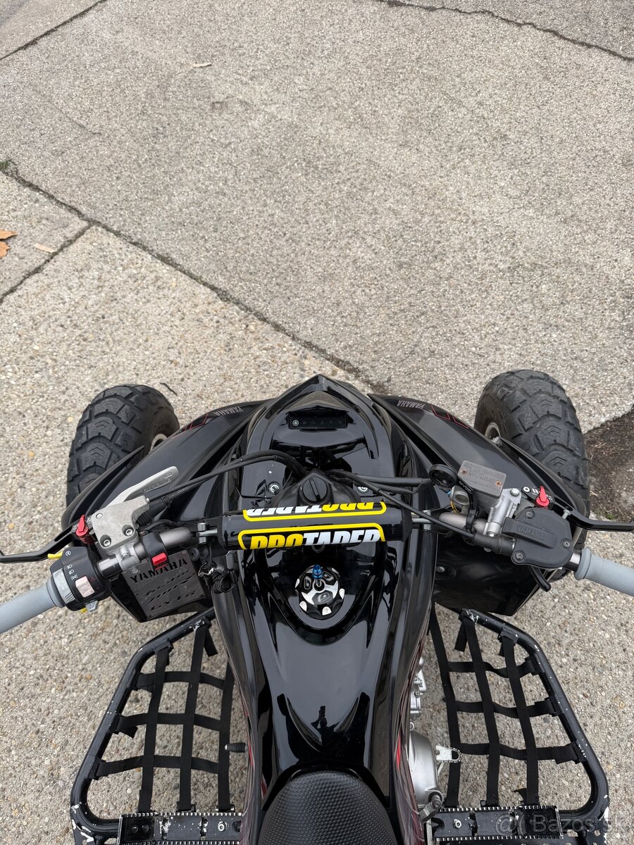 Yamaha raptor YFM 700R