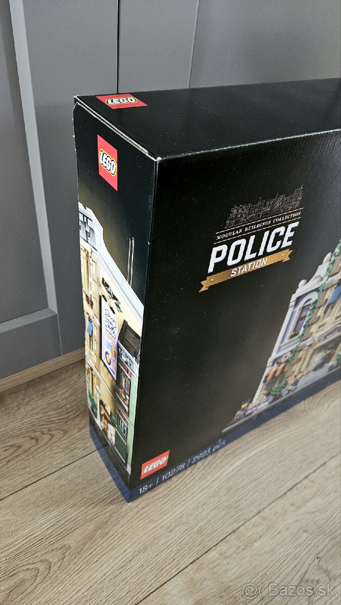 LEGO Creator 10278 Policajná stanica - 5