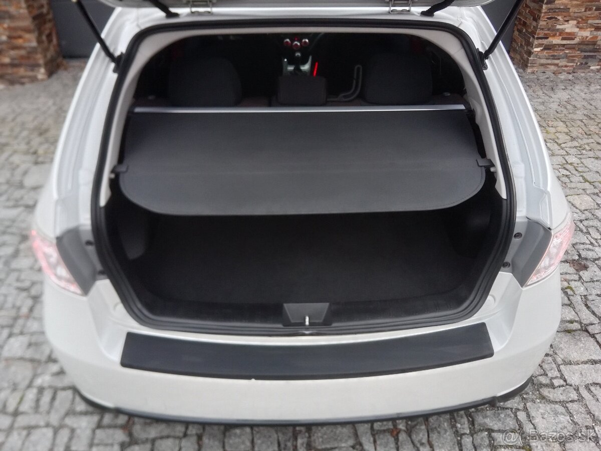 Subaru Impreza XV 2.0R 4X4 110kW r.2011 - Najeto jen 91Tis - 5