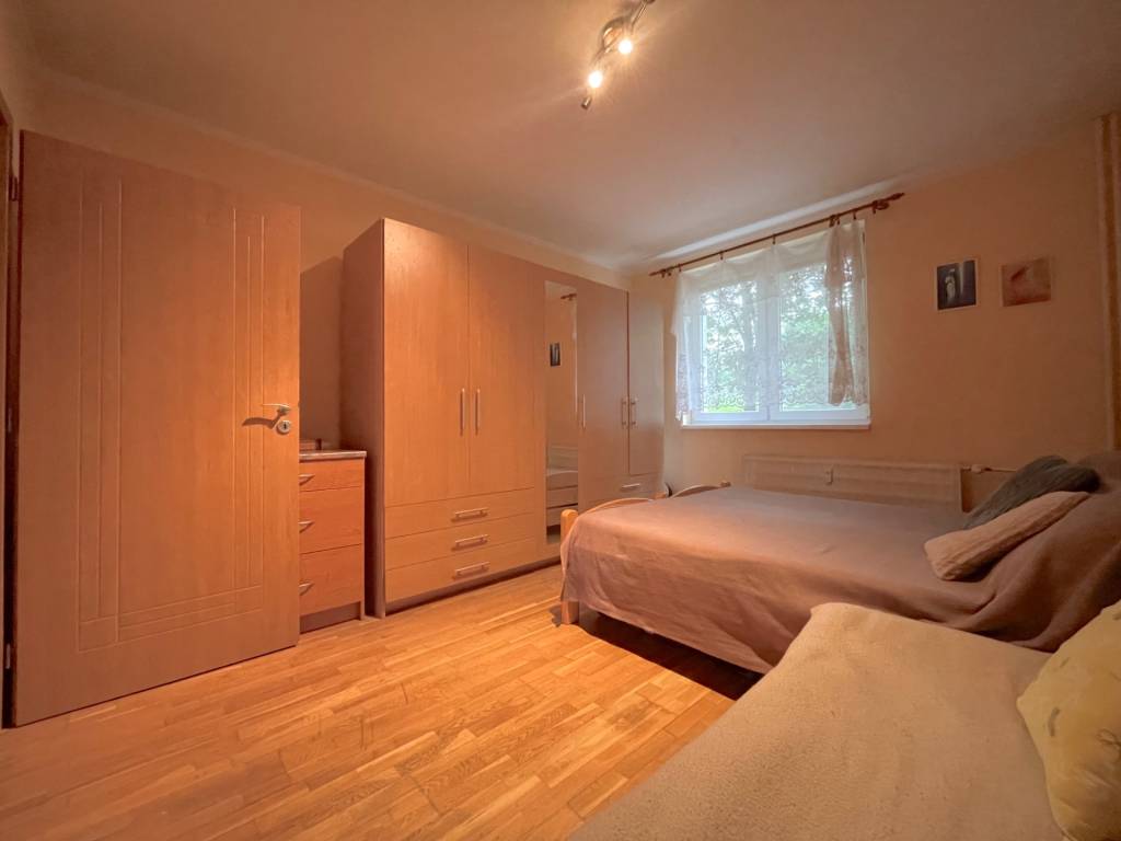 NA PREDAJ 3-izbový byt, TRENČÍN, ul. Mateja Bella. CENA: 147 - 5