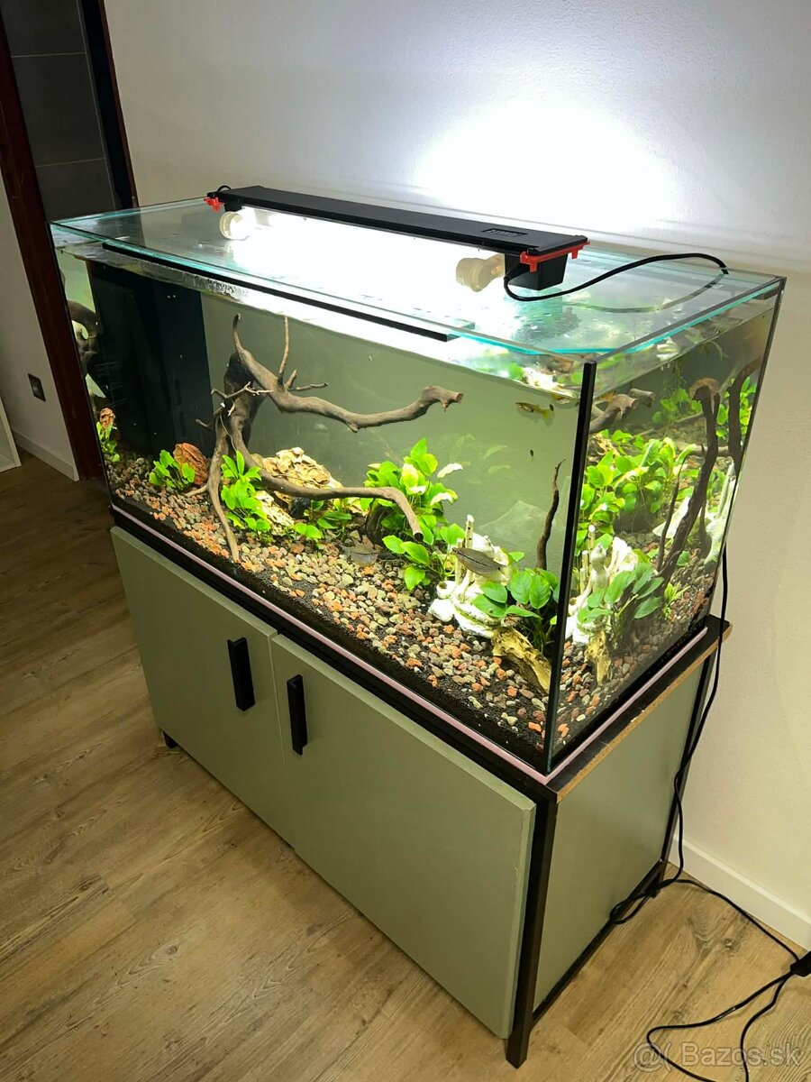 Predám akváriový set - 5