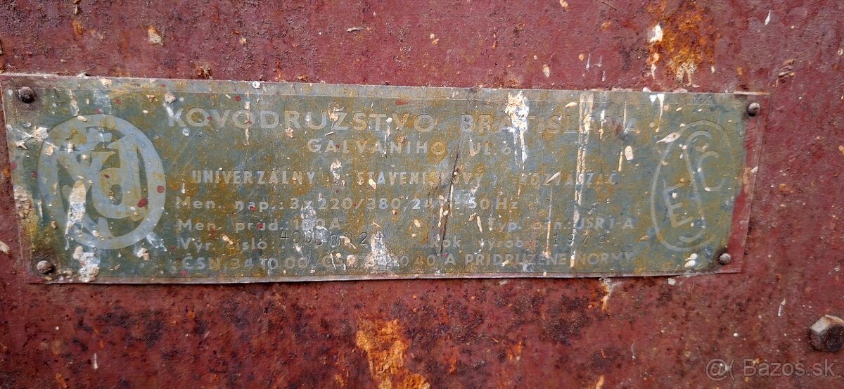 Predám starší elektrický antoníček / rozvádzač - 5