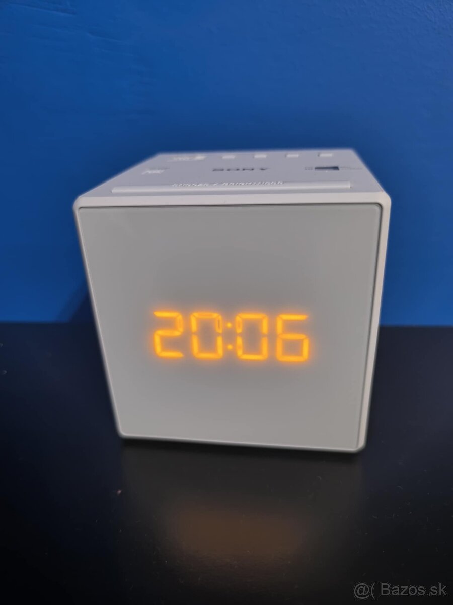 Rádio budík Sony - 5