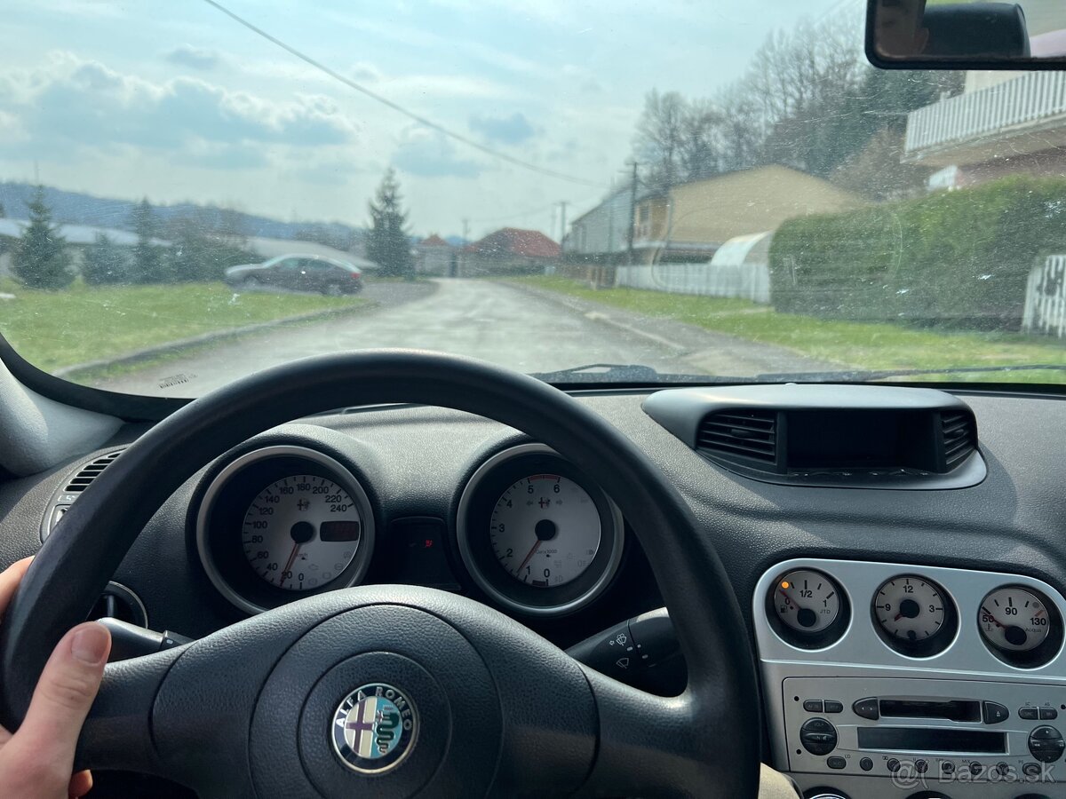 Alfa Romeo 156 1.9 jtd 85kw - 5