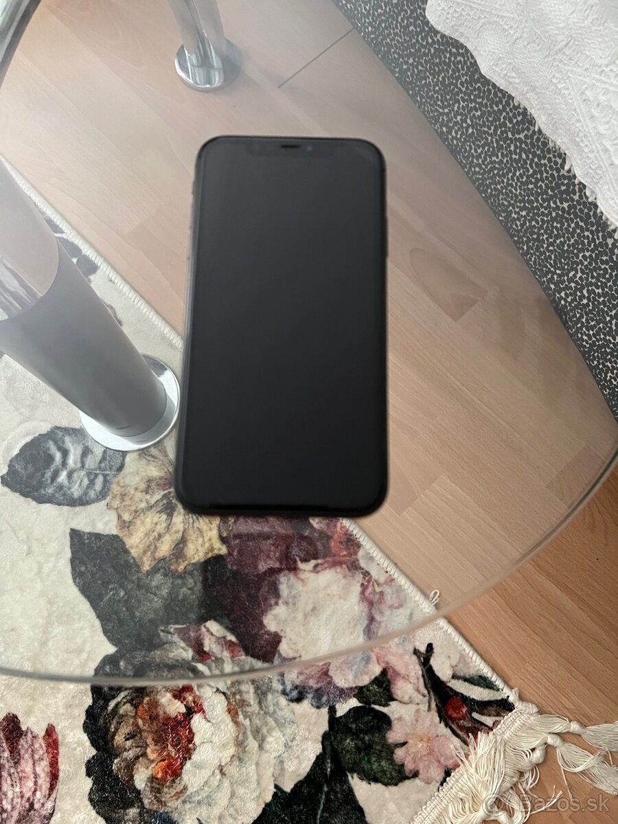 Predám iPhone 11 64GB farba: čierna - 5