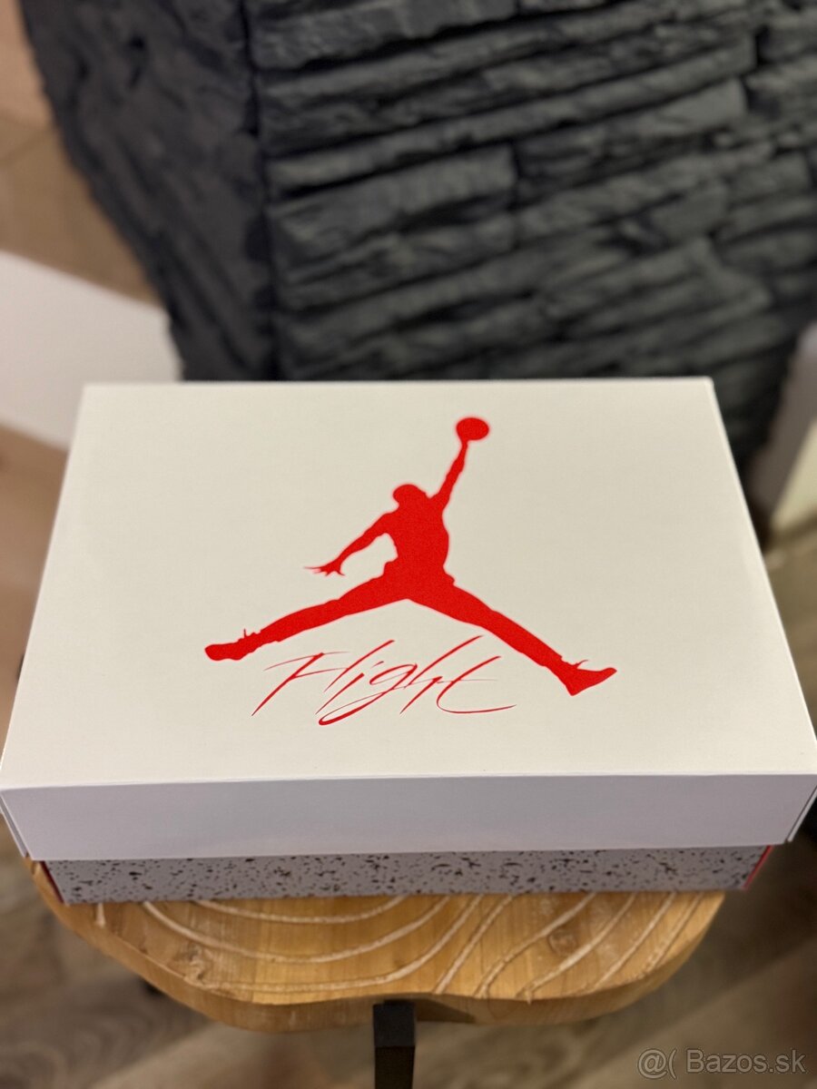 Jordan 4 White Oreo - 5