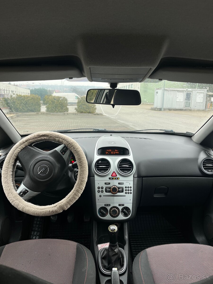 Opel Corsa 1.4 - 5