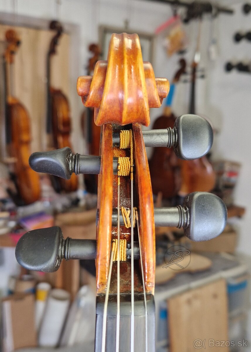 Husle značené O. J. Willmann - 5