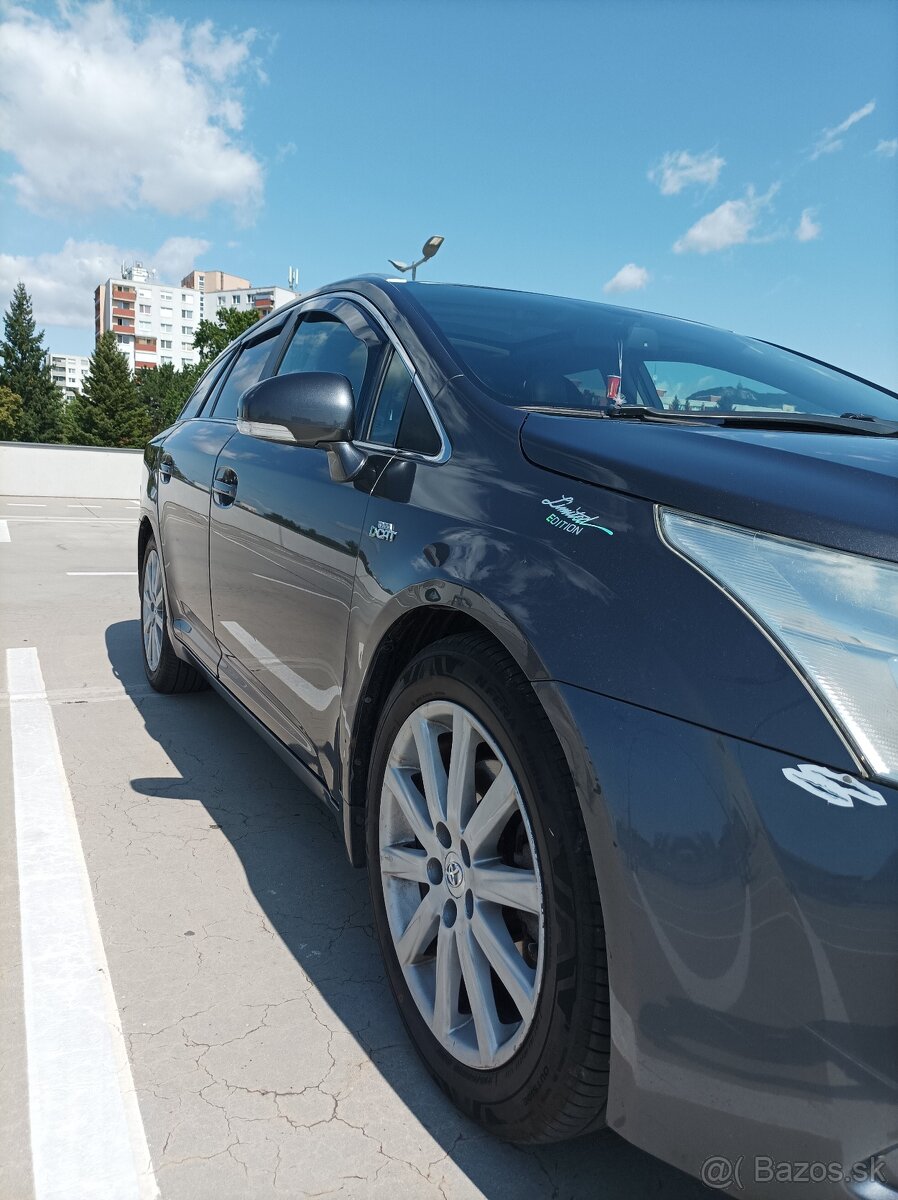 Predám Toyota Avensis - 5