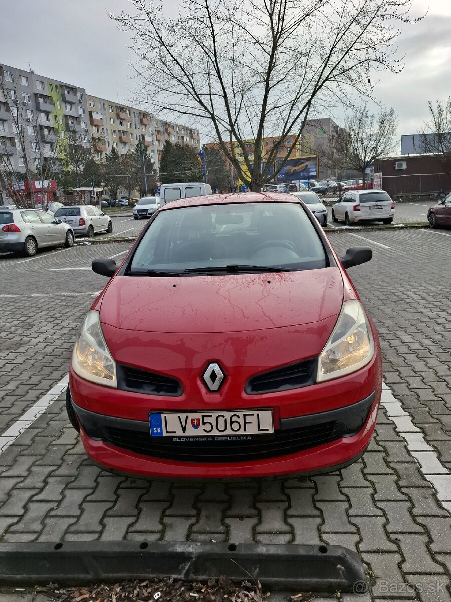 Renault clio 3 1.2i - 5