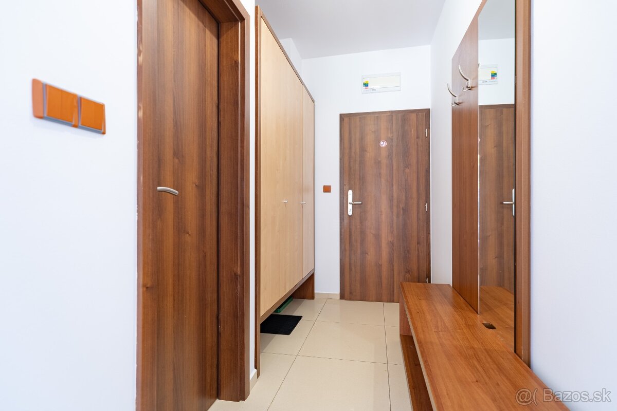 EXKLUZÍVNE Ponúkame na predaj 2 izbový apartmán - 5