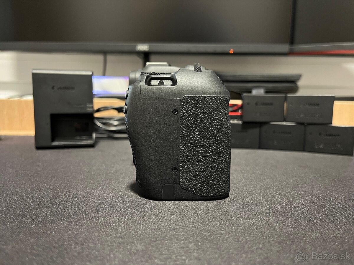 Canon EOS RP + 5x batéria LP-E17 - 5
