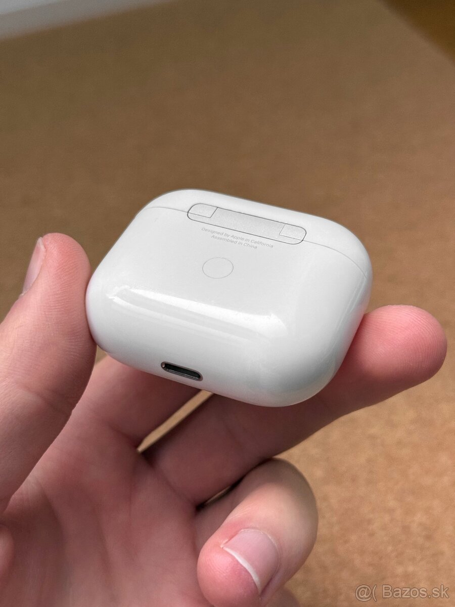 Apple AirPods 3. generácie 2023 - 5