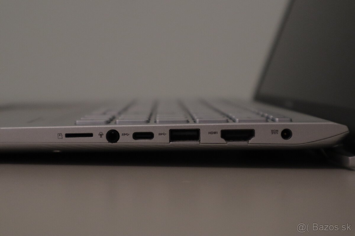 Asus VIVOBOOK S15 - 5