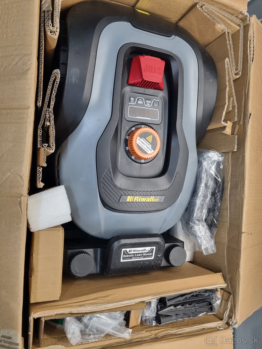 Inteligentna roboticka KOSACKA Riwall PRO RRM 950 APP - 5