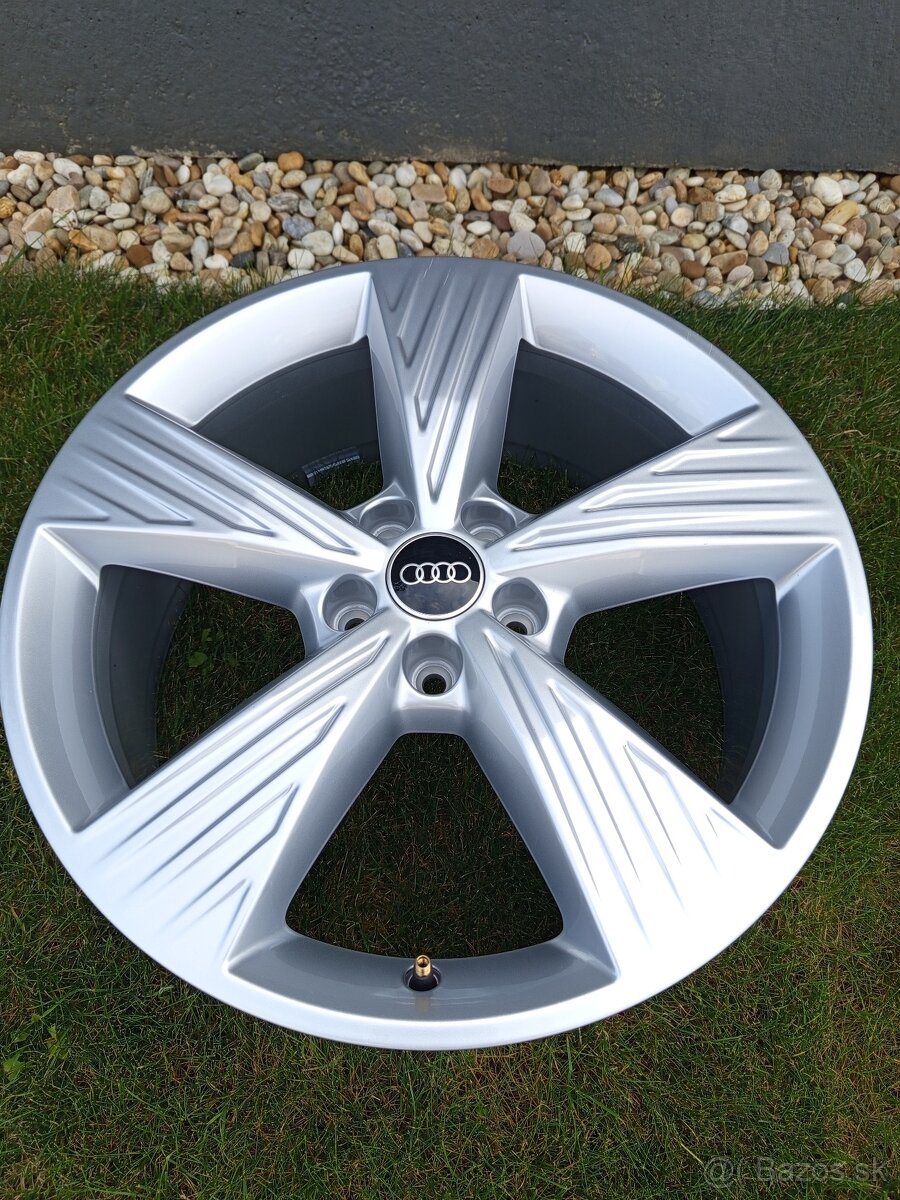 Alu disky R19 5x112 Et45 8J Audi Seat Vw Škoda - 5