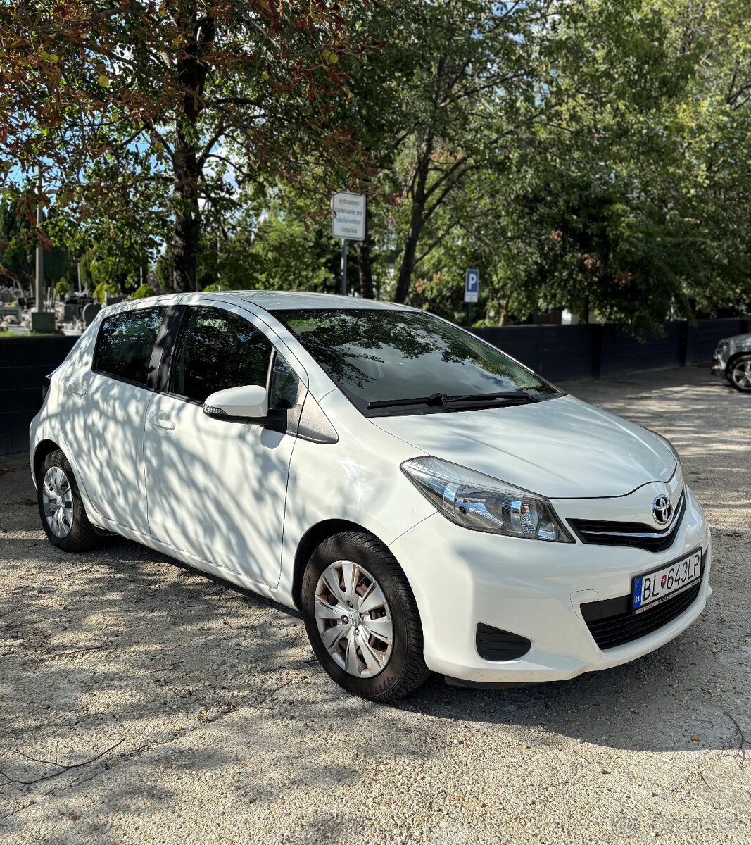 Toyota Yaris 1.0 (51kW) 2012 - 5