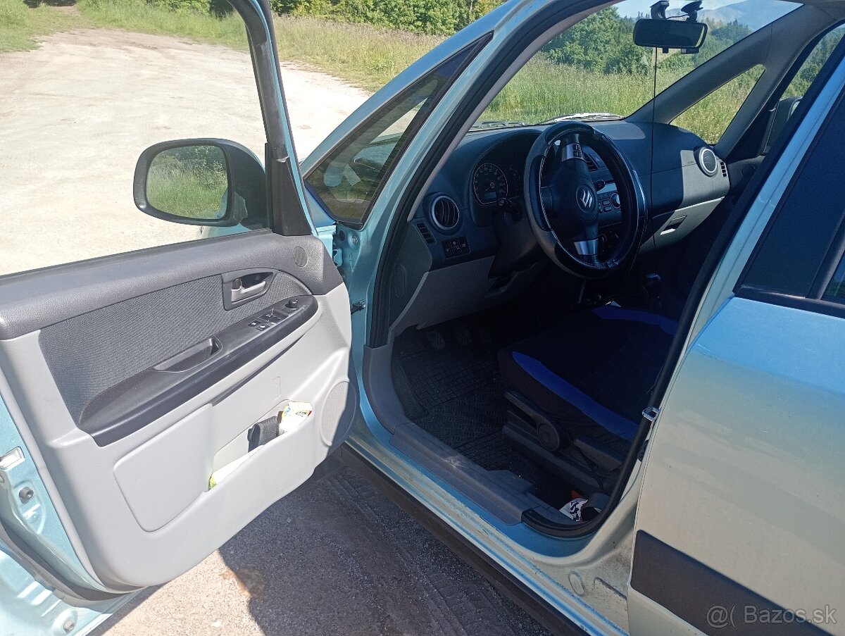 PREDAMSUZUKI SX4 - 5