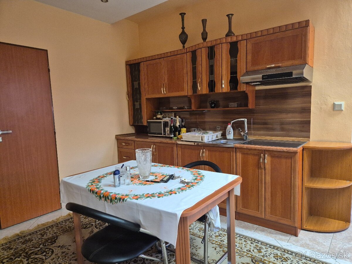 Kancelária do prenájmu v Nových Zámkoch. - 5