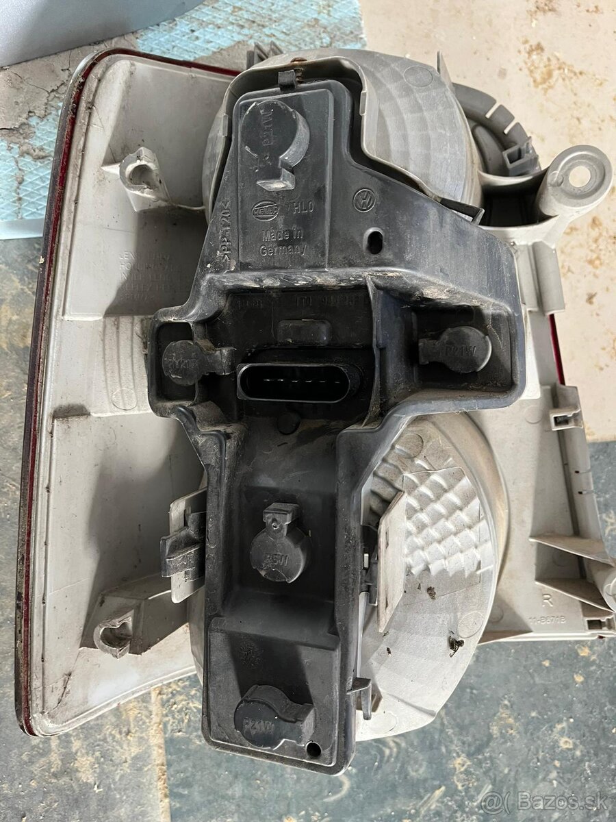 Zadne svetla VW Touran - 5