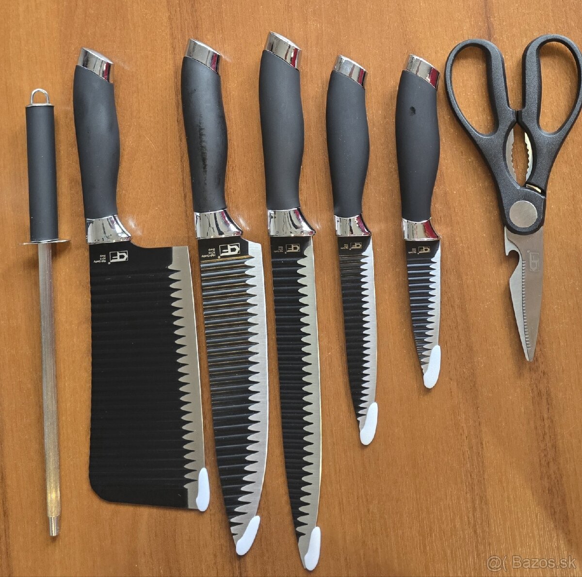 Sada nožov so stojanom - 5