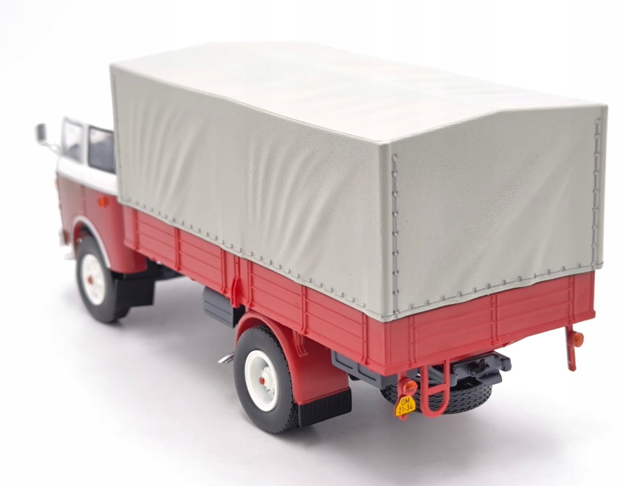 Škoda 706 RT 1:43 - 5