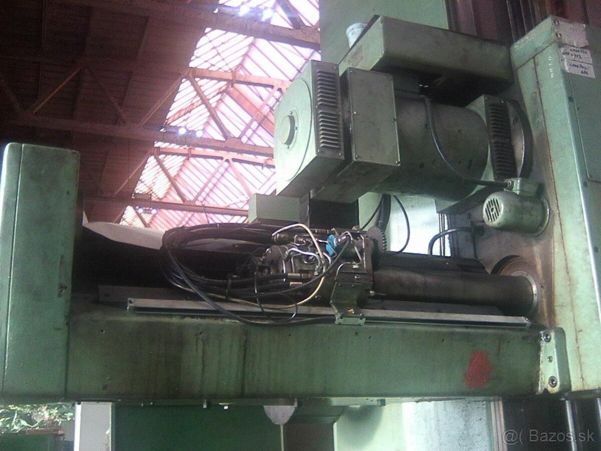 Horizontální vyvrtávačka TOS WHN 13 CNC (8239) - 5