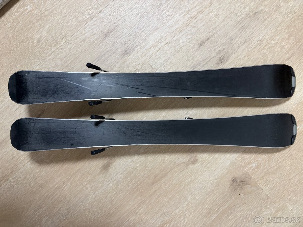 Detske lyze, lyziarky a prilba - 5