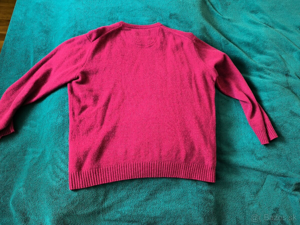 Sveter McNeal (3) - 5