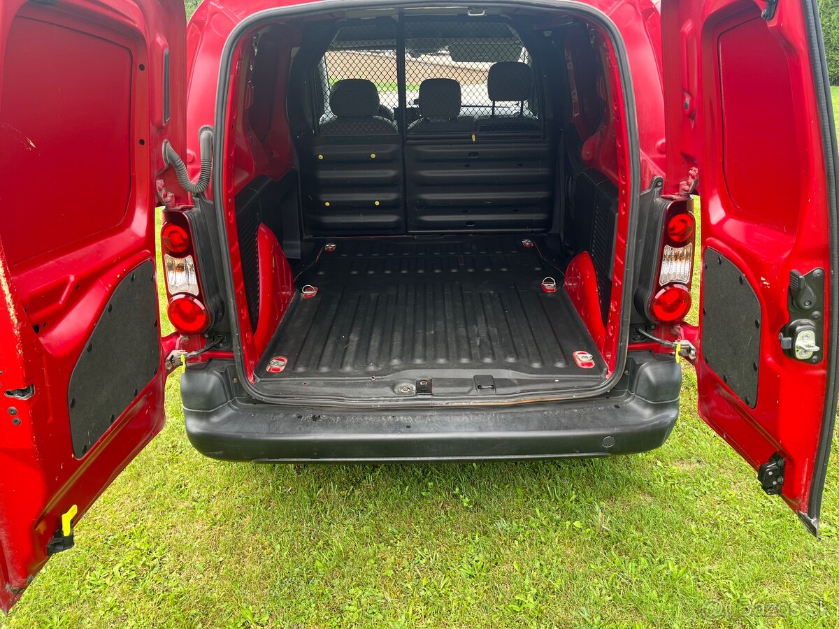 Citroën Berlingo 1.6 Hdi 3 miestna verzia