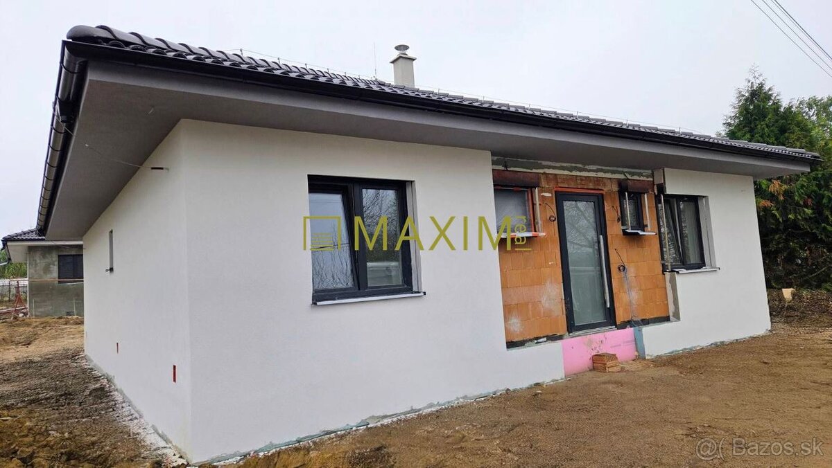 Bungalov v centre obce Cabaj Čápor, Wágnerova ulica - 5