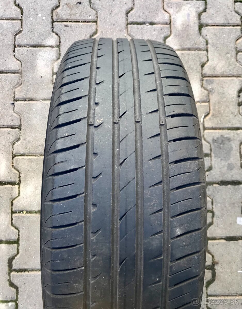 225/60 r17 letné Hankook 99H - 5