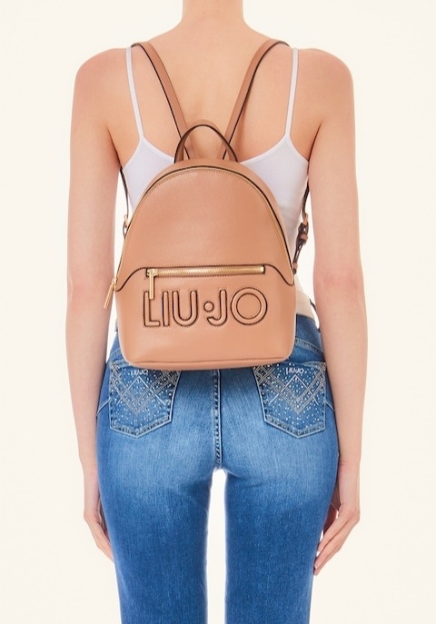Ruksak zn. LIU JO - 5