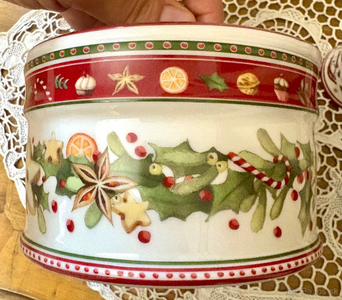 VILLEROY & BOCH VIANOČNÁ BONBONIÉRA S JABĹČKOM - 5