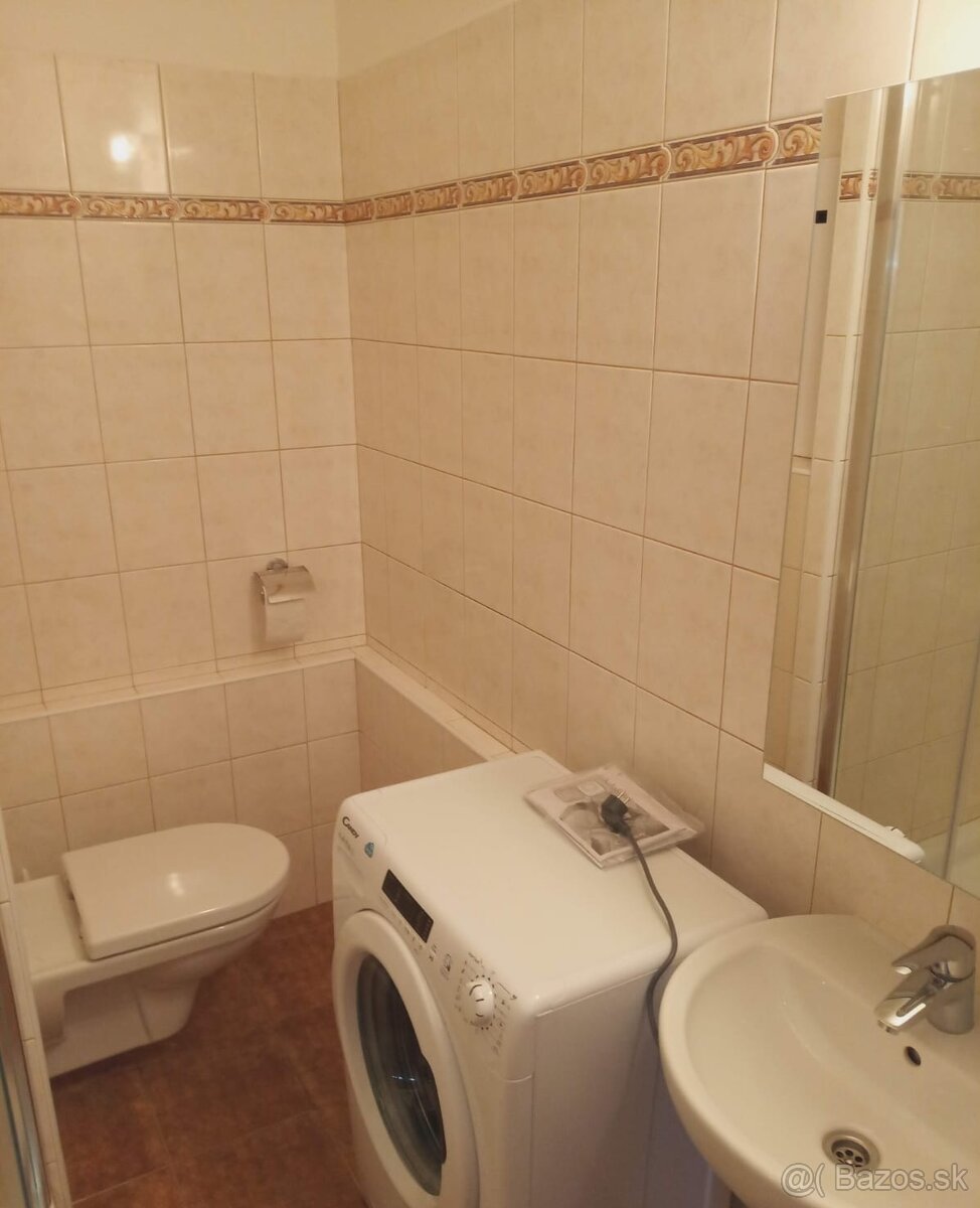 NA PREDAJ 1I BYT SOBLAHOVSKA TRENČÍN - 5