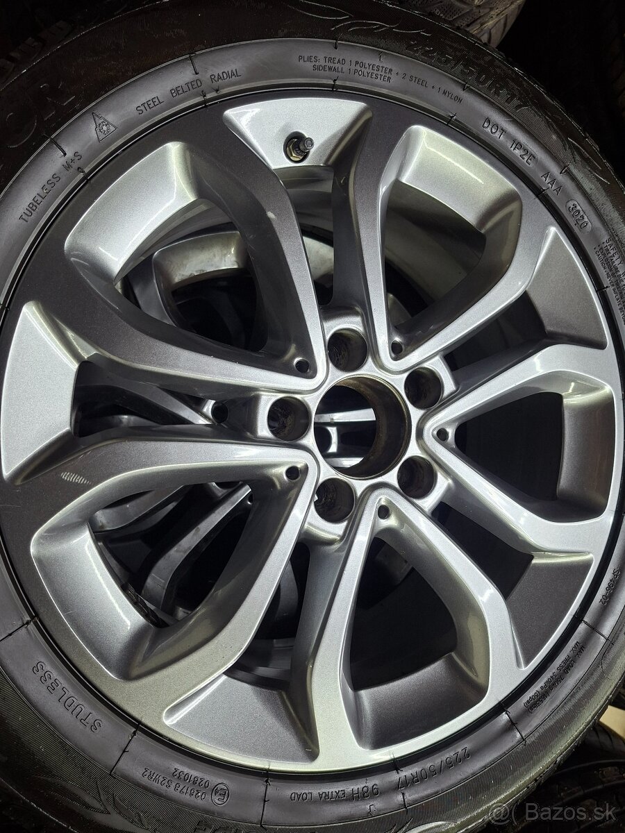 Mercedes R17 Original - 5