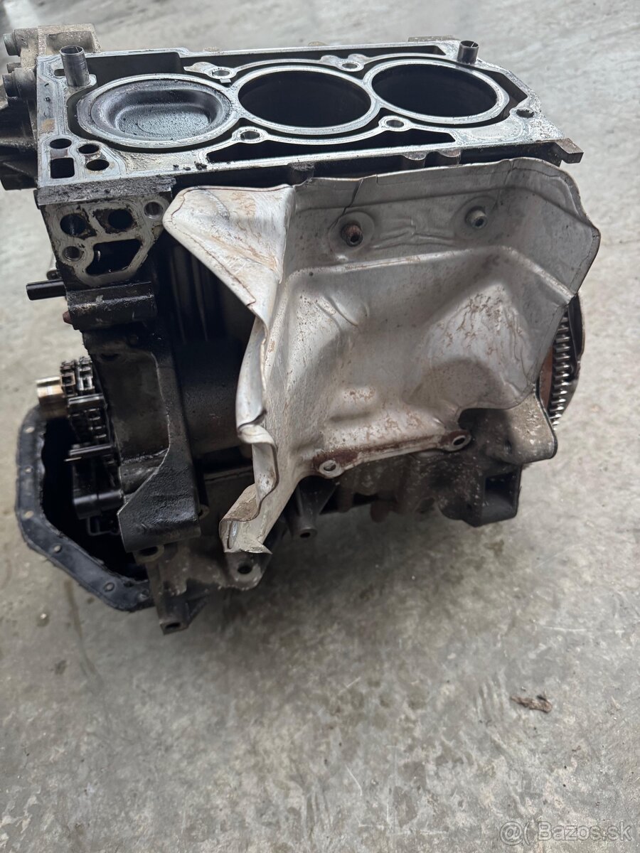 Spodok motora 1.2 htp 40kW AWY - 5