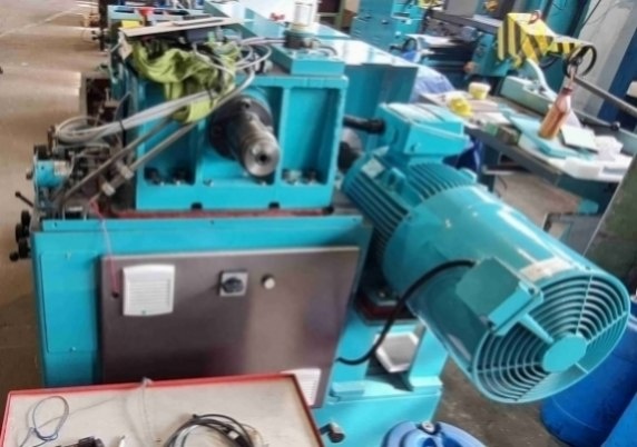 Model UPW 25 závitová válcovačka, GO v roce 2025 - 5