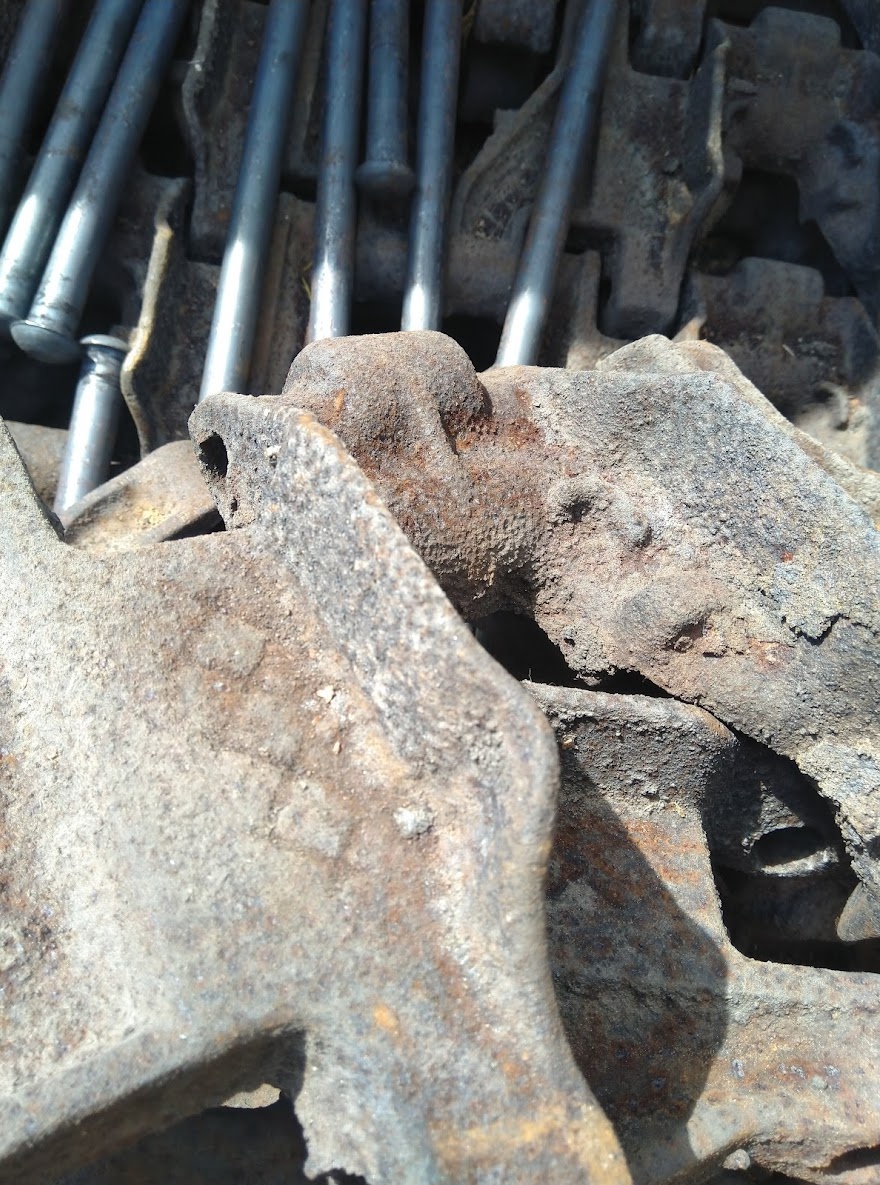 Článok a čap pásu DT-75 - 5