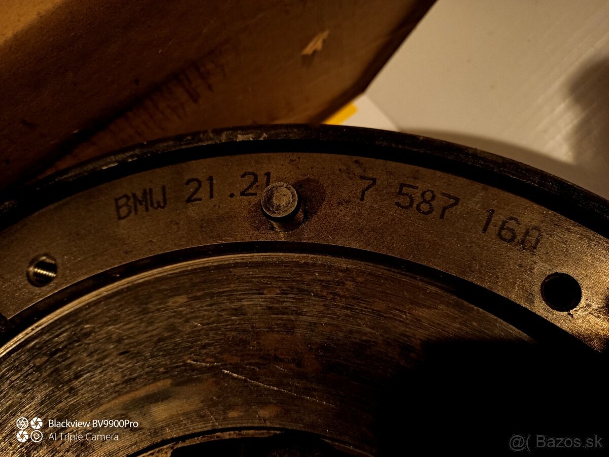 Zotrvačník Bmw E90 - 5