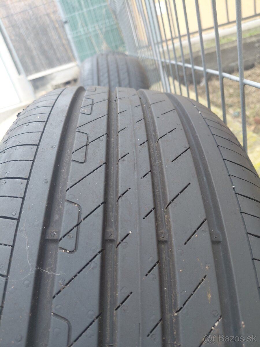 Letne gumy 215/50 r18 92V - 5