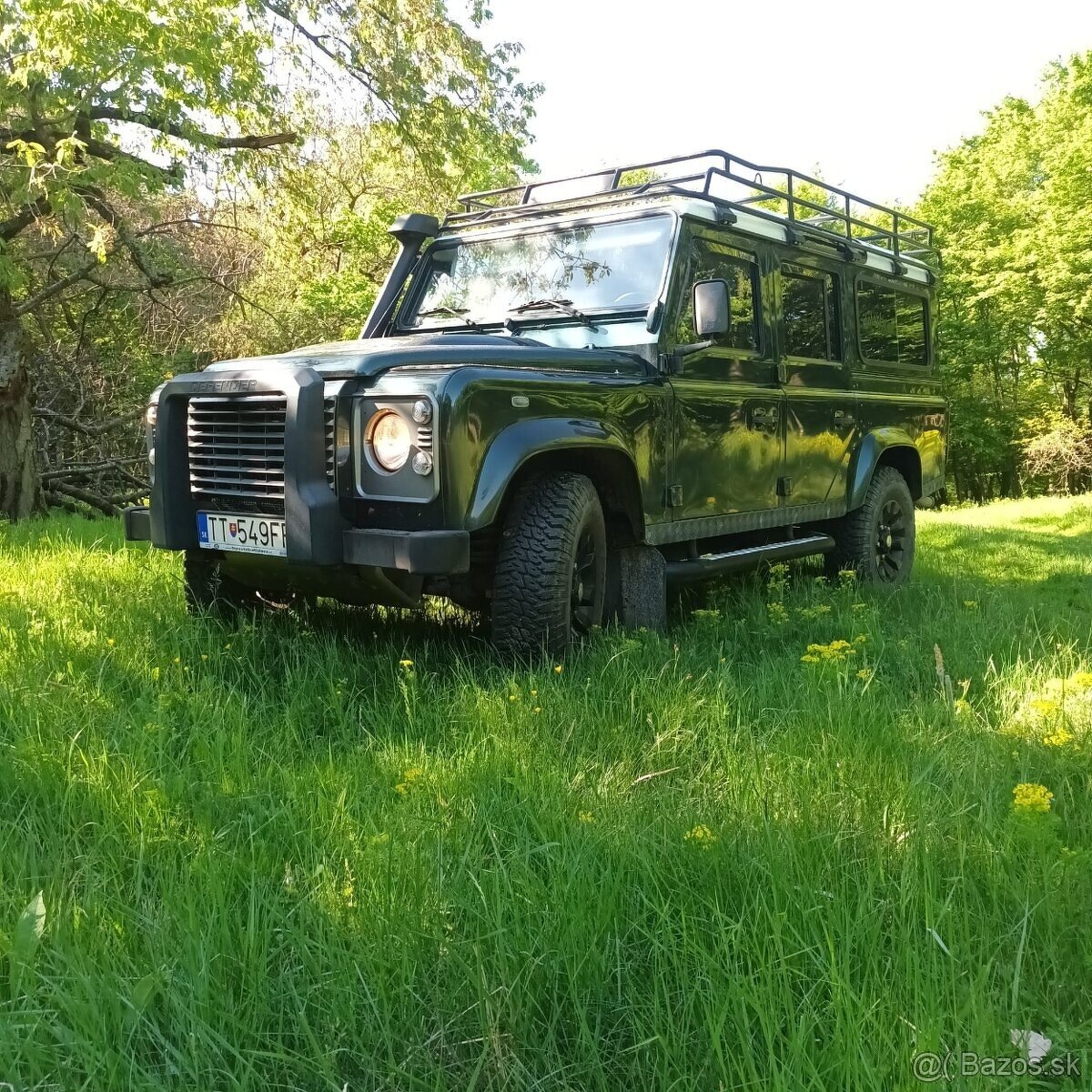 Land Rover Defender