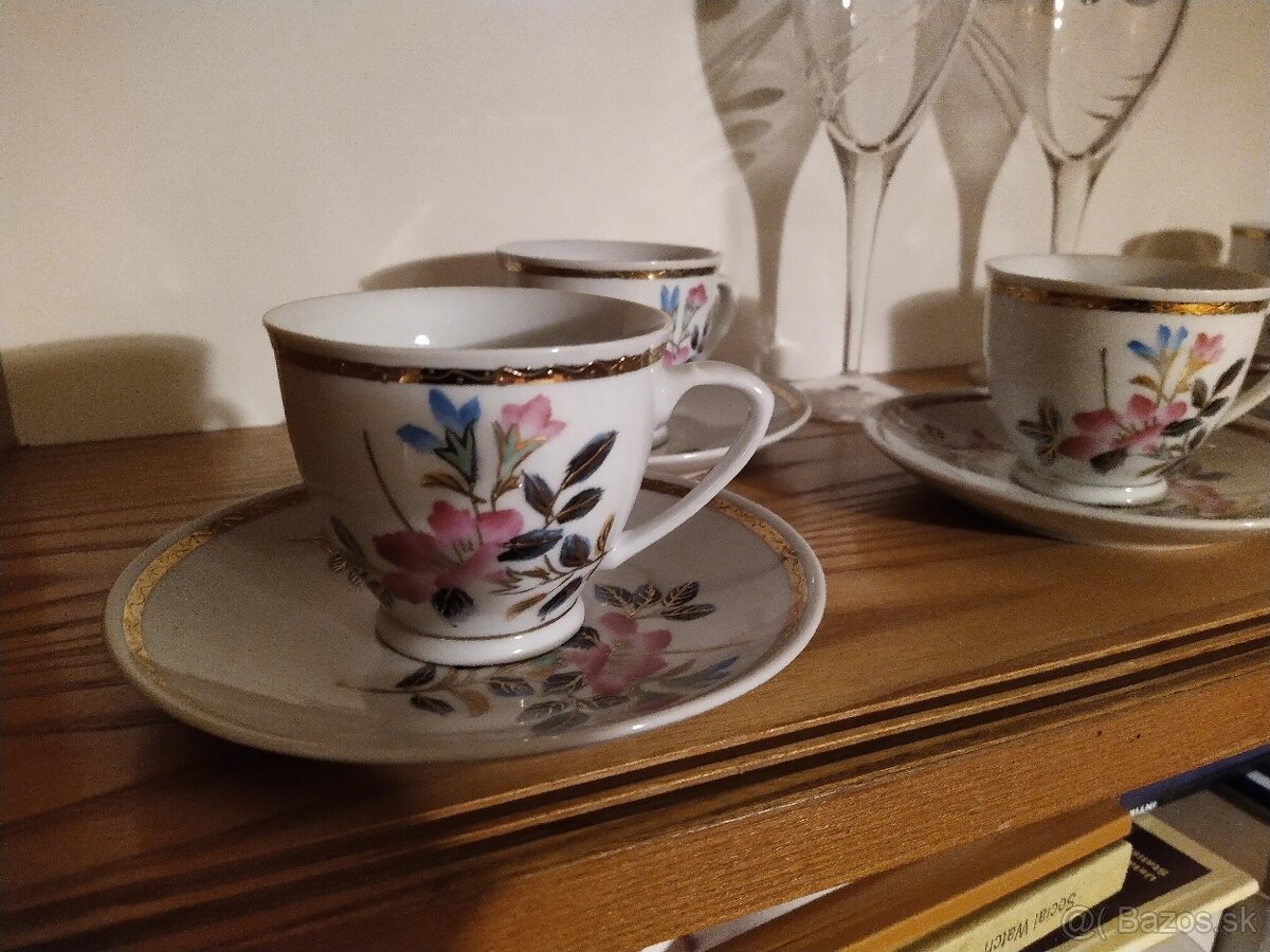 Sklené poháre a šálky - 5