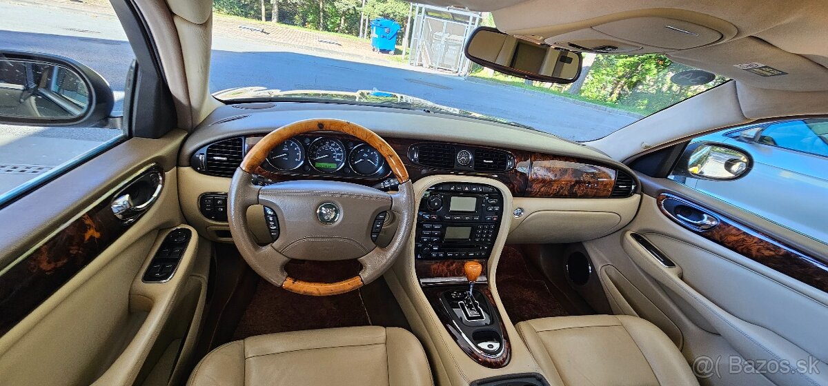 Jaguar XJ8 V8 4.0i Long - 5
