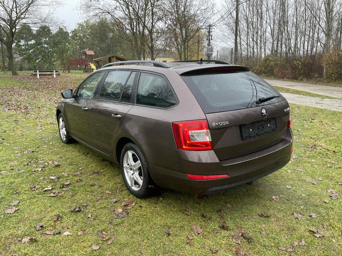Škoda Octavia Combi 2.0 TDI Ambition DSG - 5