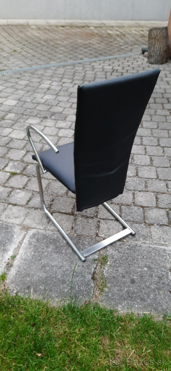 Kancelárska stolička, pevná - 5