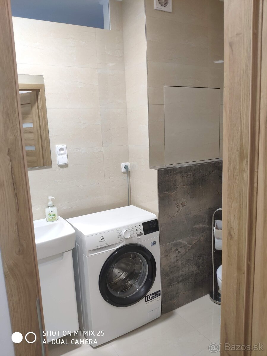 Prenájom 2 izbového bytu - 5