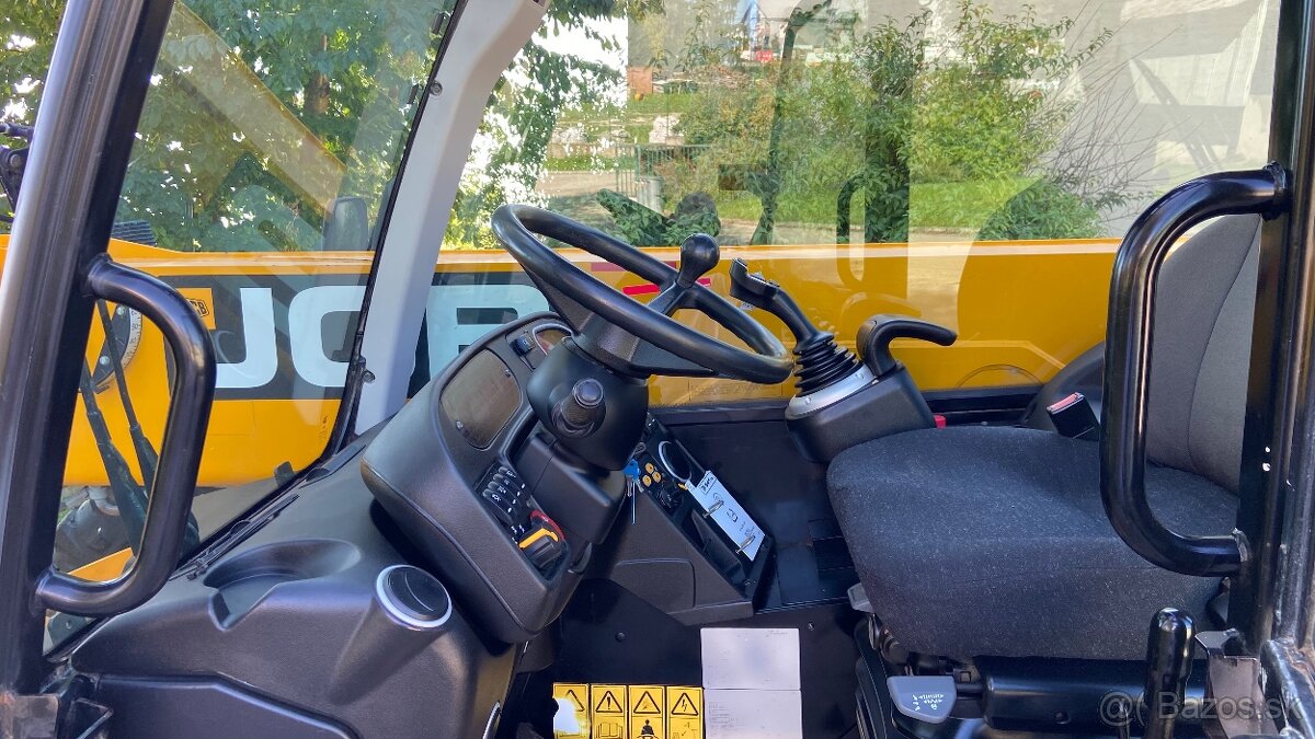 Teleskopický nakladač JCB 541-70 AGRI SUPER - 5