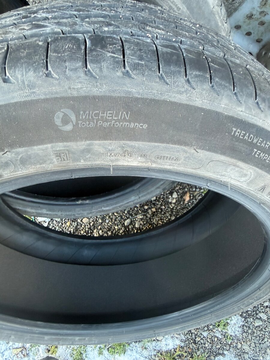 Letné Pneumatiky Michelin 235/45 R 18 - 5