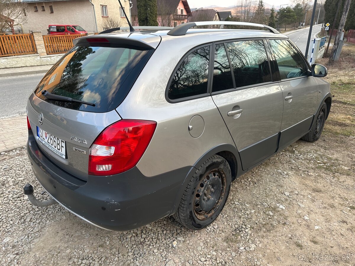 Skoda fabia scout - 5